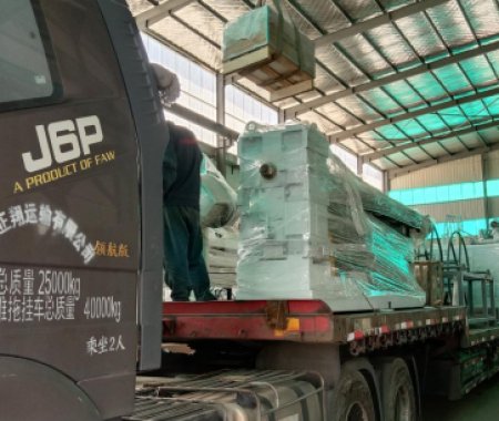 新一代多機(jī)共擠HDPE/PP連續(xù)纏繞克拉管生產(chǎn)線發(fā)貨！